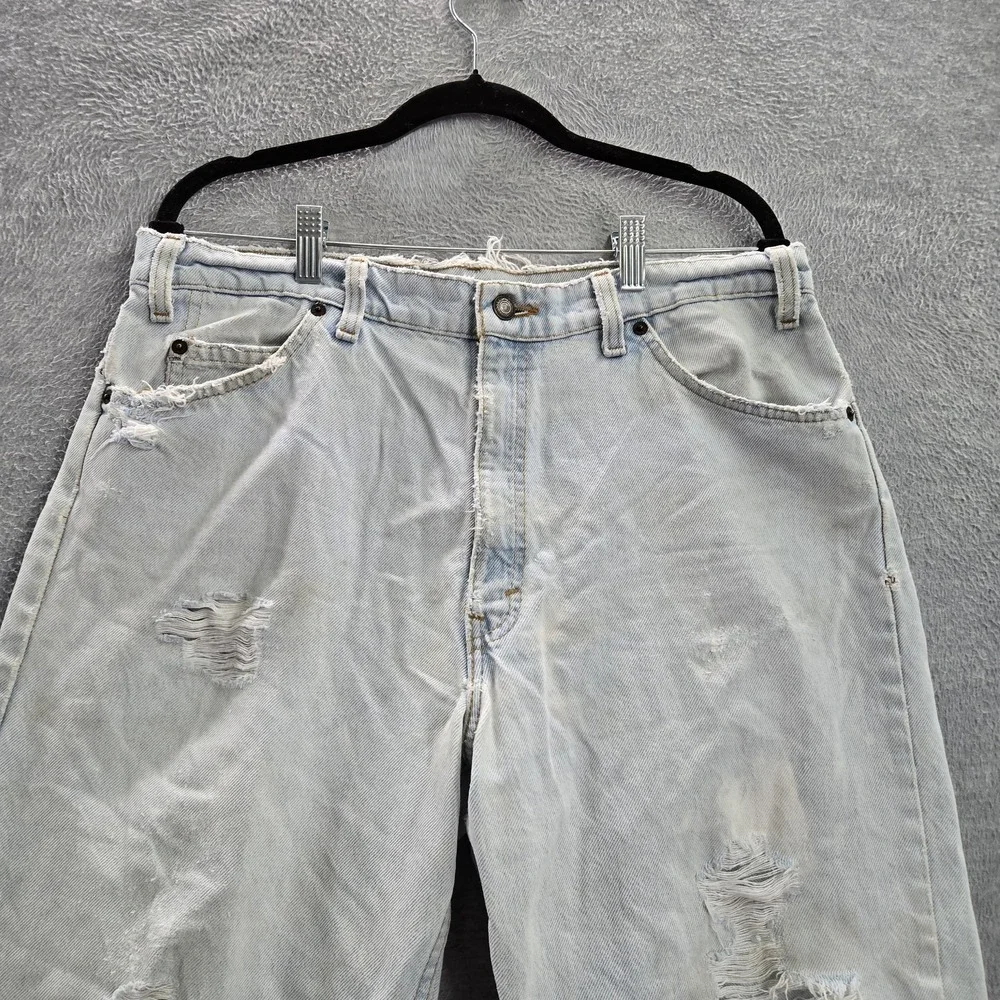 Levis *please carefully